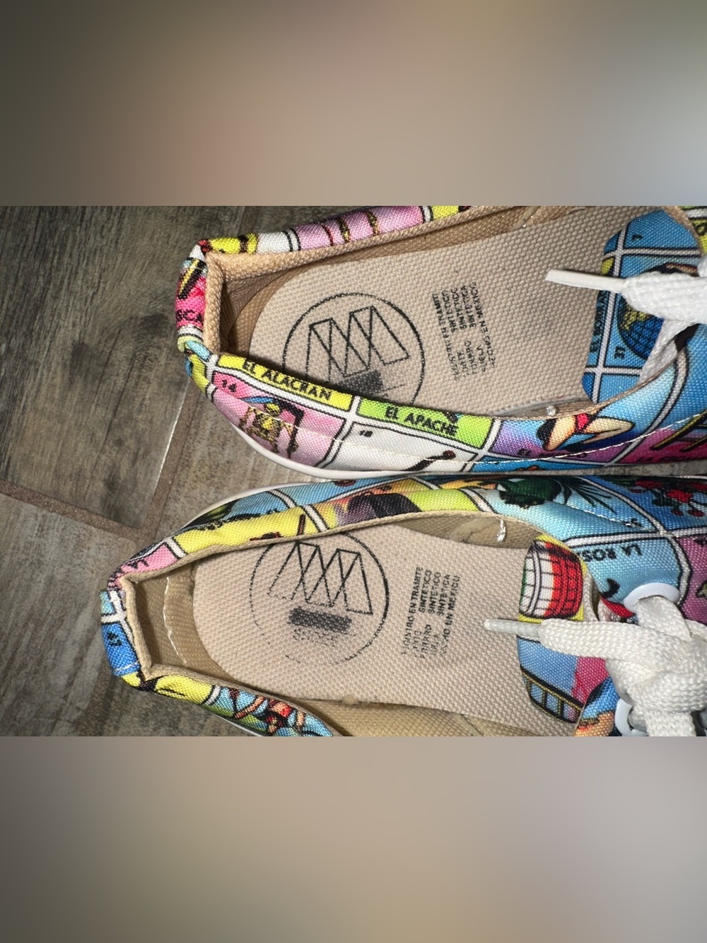 Colorful Lotería Print Lace-Up Sneakers 🌙🇲🇽 - Picture 6 of 6